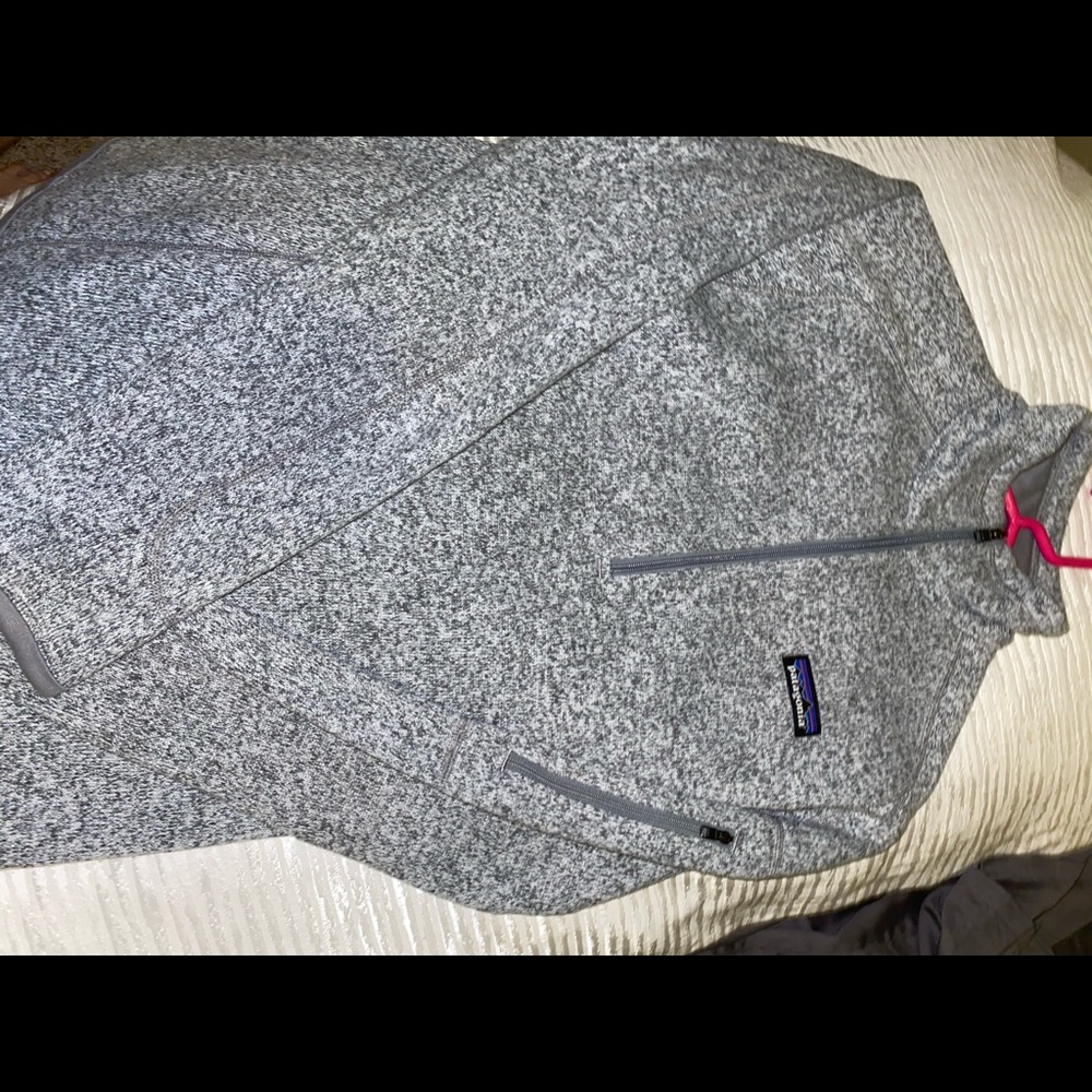 Women’s Patagonia half zip pullover jacket
